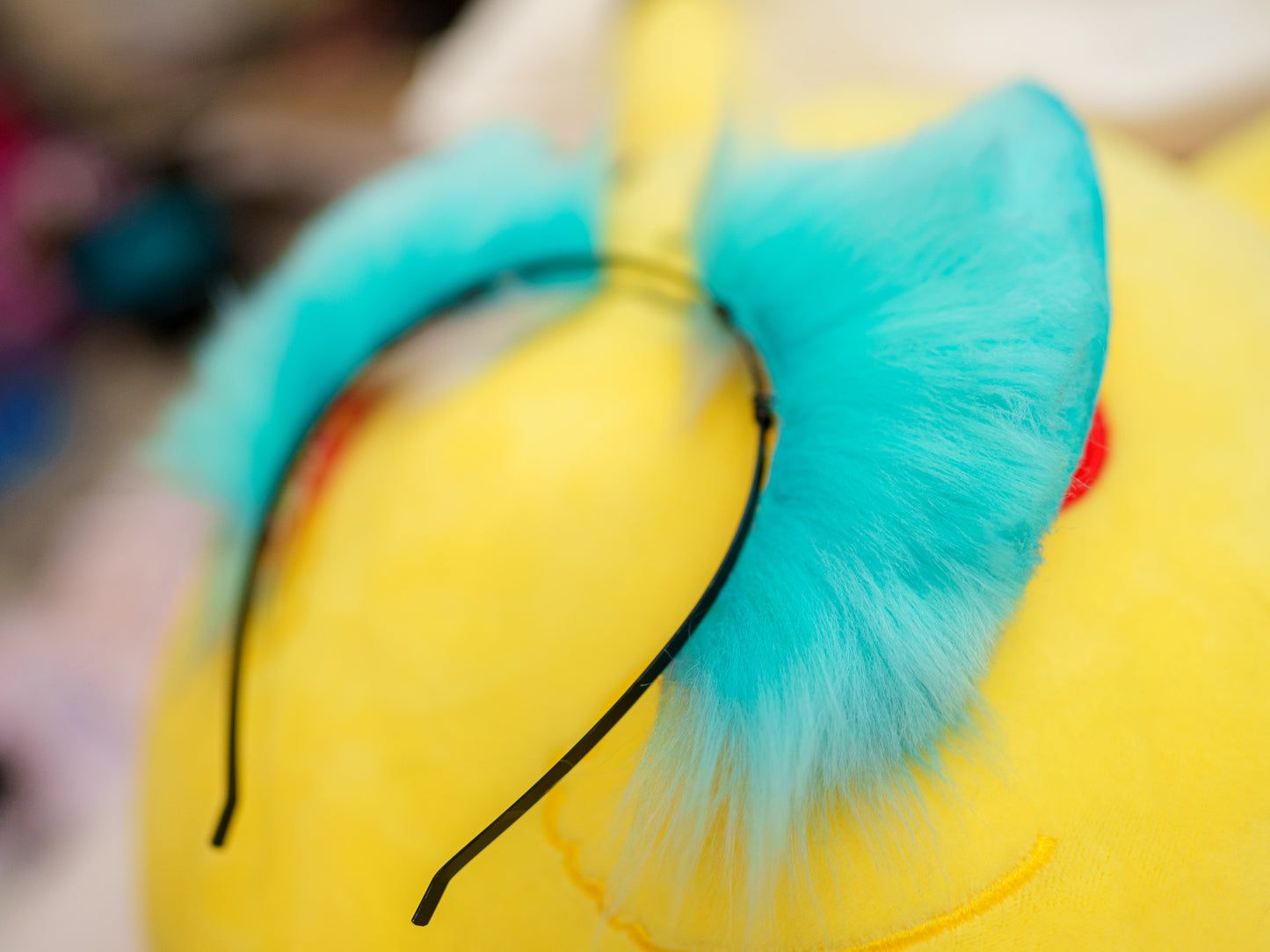 Drippy Eye Fox Ears LCOS